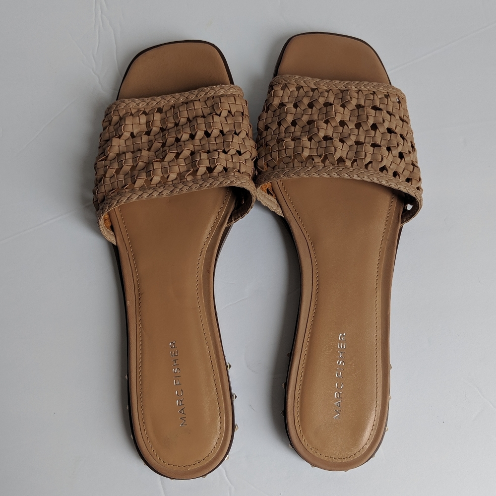 Marc Fisher Jeremy sandal